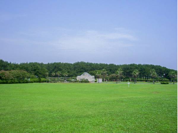 辻堂海浜公園まで徒歩20分（約1600m）