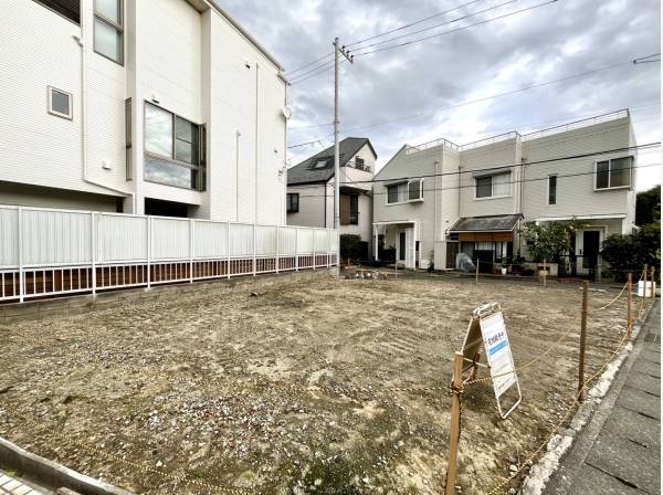 建築条件はありませんのでお好きなハウスメーカーで建築できます。