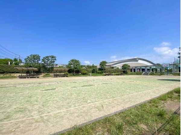 八部公園まで徒歩9分（約700m）