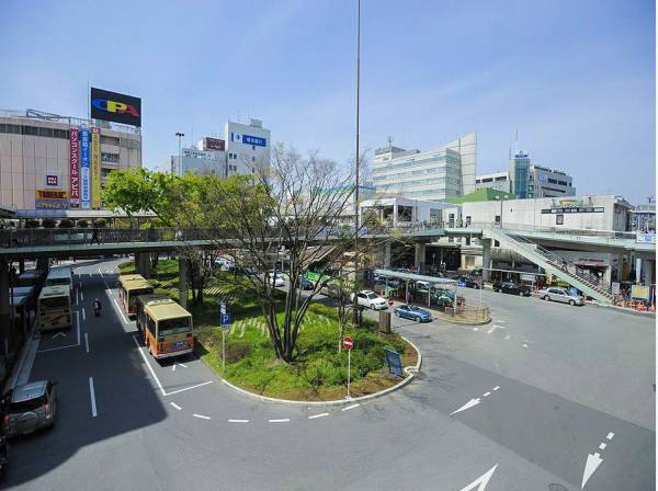 藤沢駅まで徒歩１３分（約１０４０ｍ）