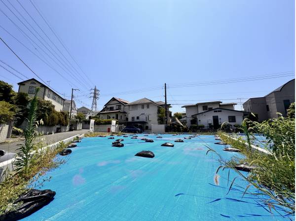 建物奥地から撮影。