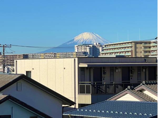 雄大な富士山を望むこともできます