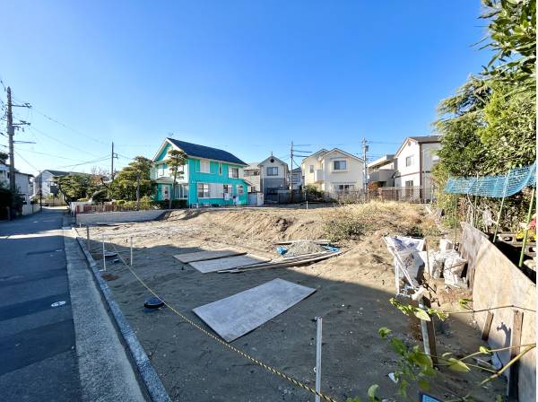 南道路で日当たり良好です