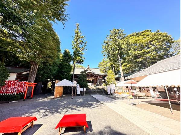 六所神社まで自転車で約6分(約1.9㎞)