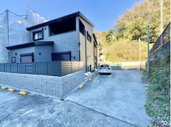 建築条件がございませんので、お好きなハウスメーカーで建築頂けます。