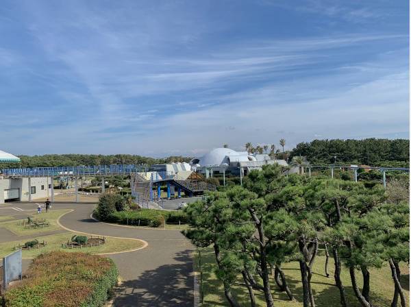 辻堂エリアの大型公園、辻堂海浜公園まで徒歩11分（約880m）