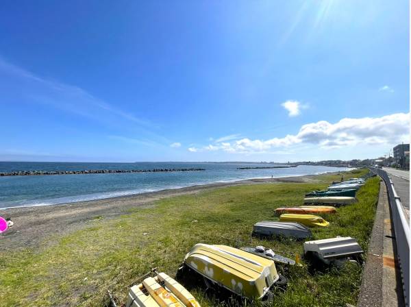 晴れた日には房総半島を遠望できます。