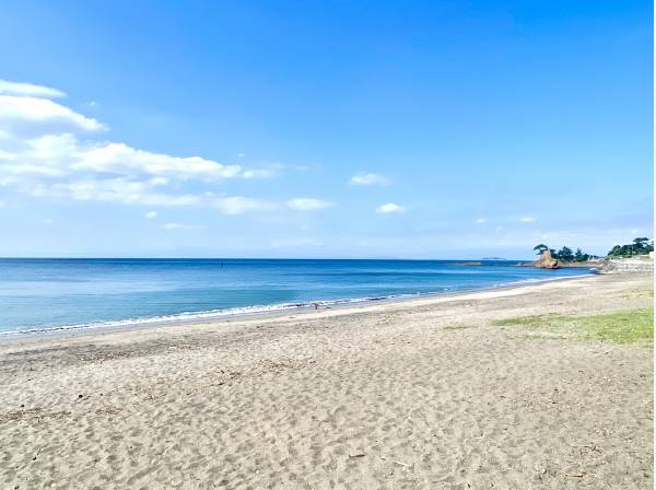 秋谷海岸まで徒歩2分 / 約150m
海辺のお散歩を