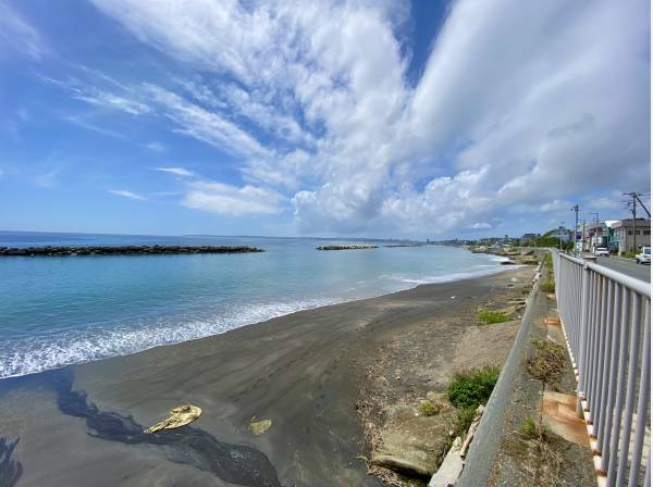 プライベートビーチ感覚でお楽しみ頂ける野比海岸まで約50ｍ！