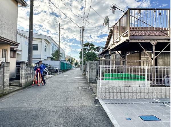 前面道路の車通りも少なく、子育て世代のご家族様も安心して暮らせます