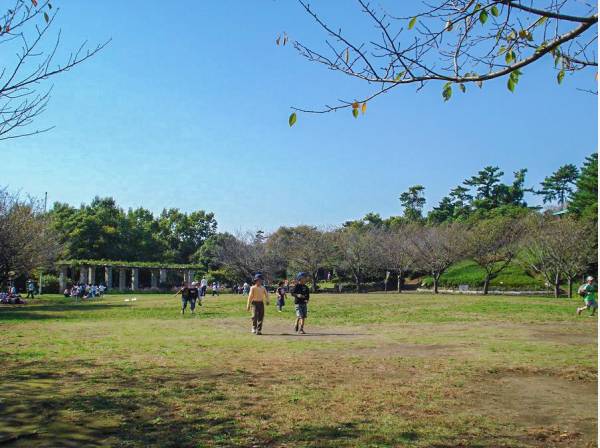 長久保公園まで徒歩7分！