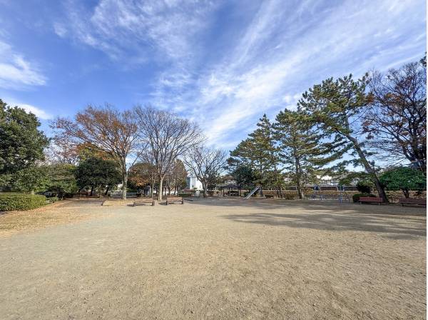 藤が谷公園まで徒歩9分（約700m）