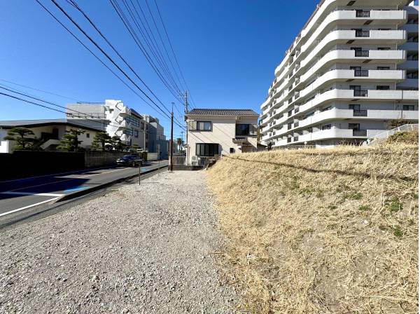 ロードサイドの立地
車の進入もしやすいです