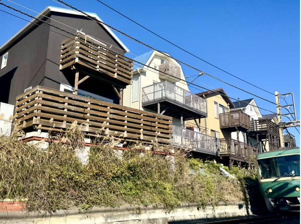 七里ヶ浜駅 徒歩2分
南側は抜けており陽当たりじゅうぶんです