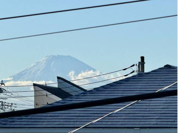 富士山を望みます。