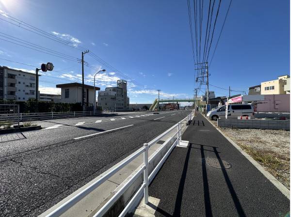 全面は南道路