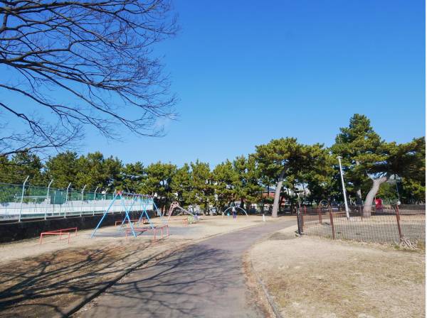 湘南海岸公園まで徒歩9分（約650ｍ）